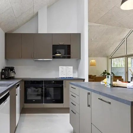Villavilla 826 - Fjellerup, Ostjylland * Glesborg